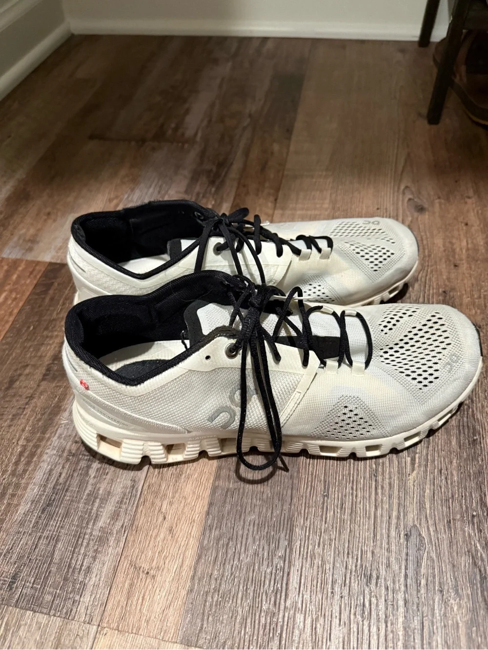 On Clouds Mens 9.5